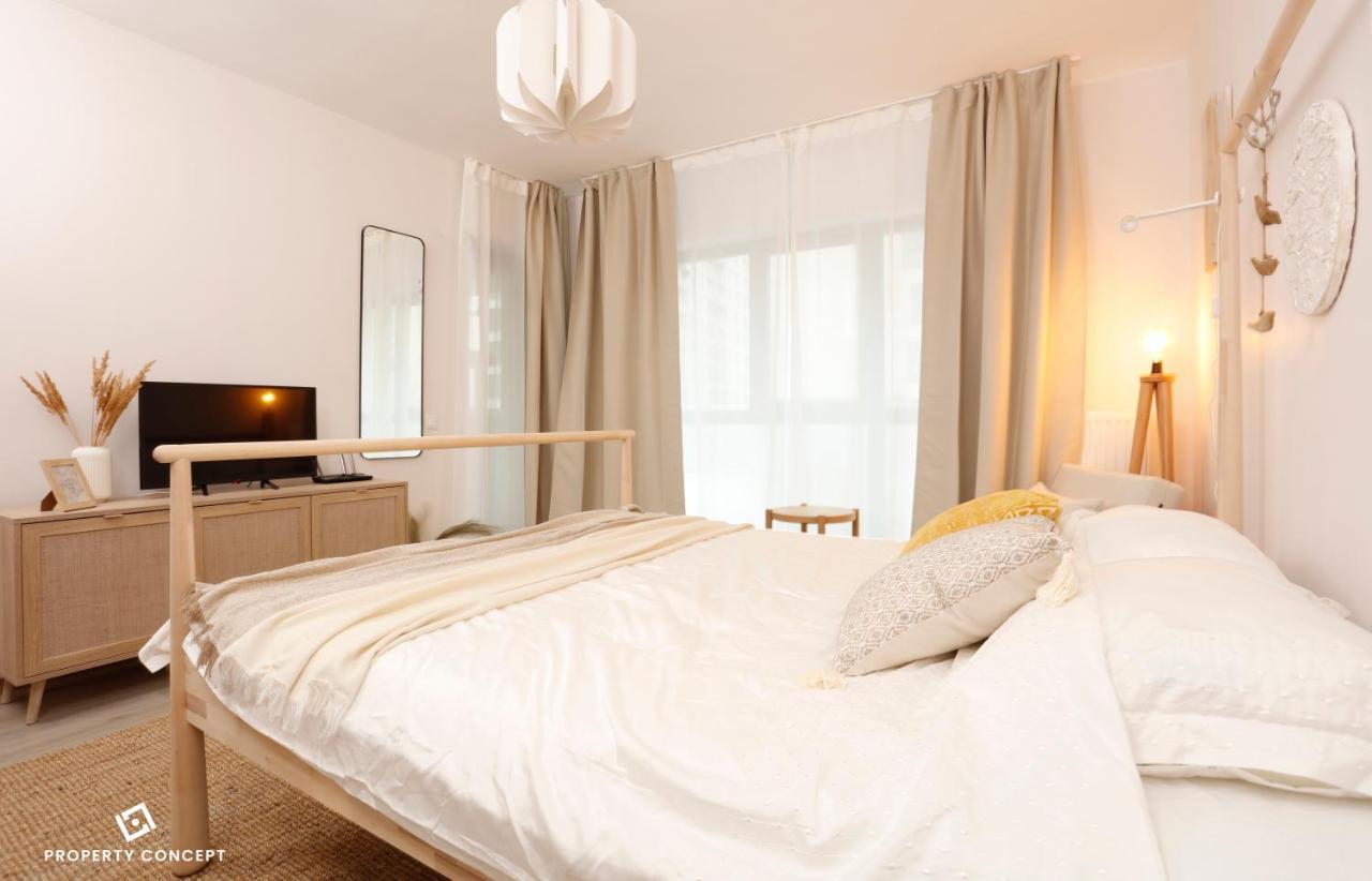 Plaza Residence Studio 6 Bukares Bagian luar foto